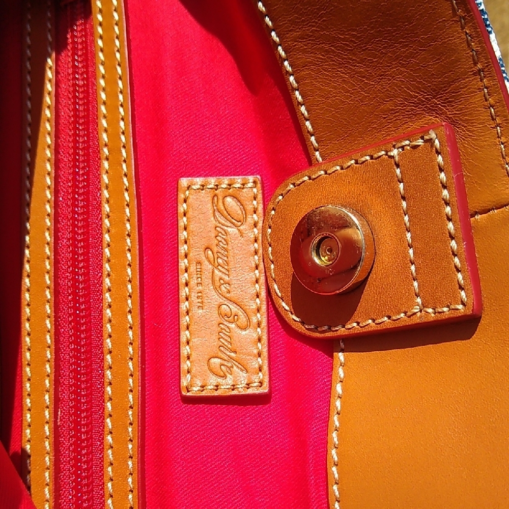 Dooney & Bourke Gingham Emily Tote Bag with Leather Handles NWOT!!! - Picture 6 of 16